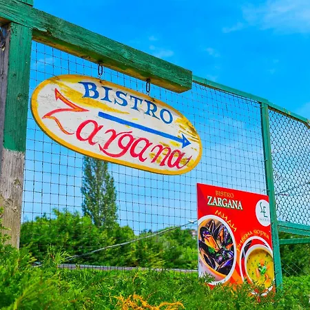 Charming Sunny Apartment+swimming Pool Apartment