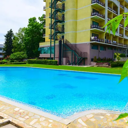 Charming Sunny Apartment+swimming Pool *