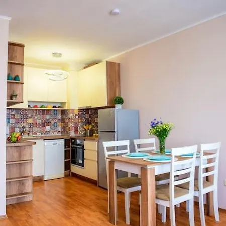 Apartman Charming Sunny Apartment+swimming Pool Szent Konstantin és Elena