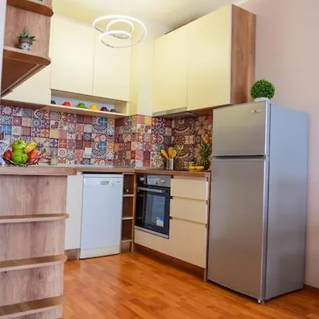 Charming Sunny Apartment+swimming Pool * Szent Konstantin és Elena