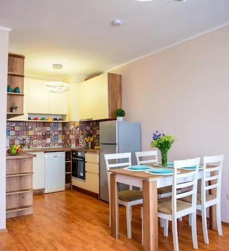 Apartman Charming Sunny Apartment+swimming Pool Szent Konstantin és Elena