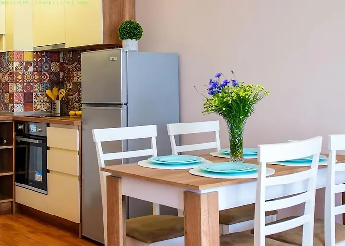 公寓 Charming Sunny Apartment+swimming Pool